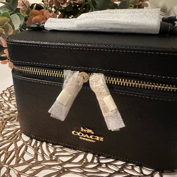 NWT Coach Black Leather Cosmetic Case - Picture 7 of 16